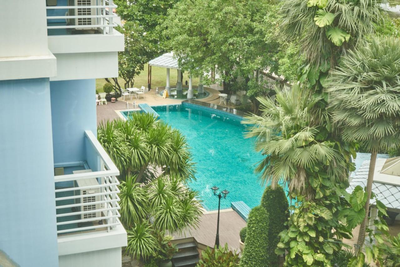 Bellevue Boutique Bangkok Lägenhet Exteriör bild